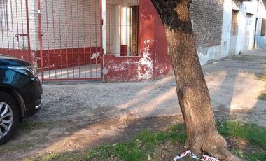 PH en venta - 2 Dormitorios 1 Baño 3 Cocheras - 90Mts2 - Haedo