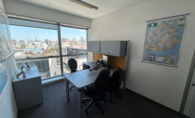 Oficina AAA en alquiler sobre Avenida Libertador en Núñez