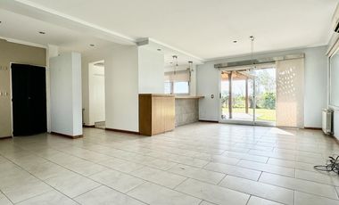 Casa en  VENTA BARRIO EL ROCIO CANNING