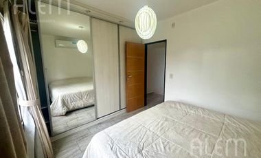 Departamento de 3 ambientes AMOBLADO  en el complejo Bell Barri