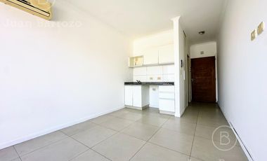 Alquiler de Departamento monoambiente con cochera en Lomas de Zamora Oeste