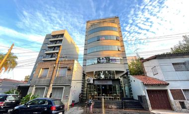 Oficina profesional 3 despachos en VENTA