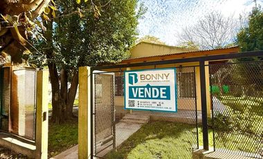 Casa en  Salvador María, Lobos