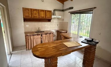 Casa en  Salvador María, Lobos