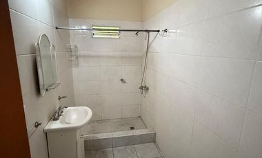 Casa en  Salvador María, Lobos