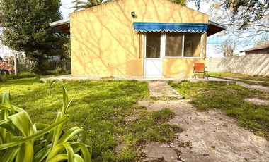 Casa en  Salvador María, Lobos