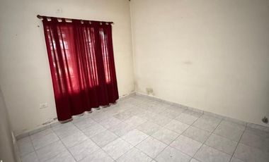 Casa en  Salvador María, Lobos