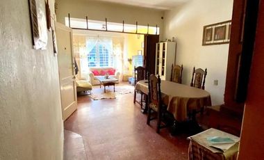 Casa en venta - 2 Dormitorios 1 Baño - Bernal