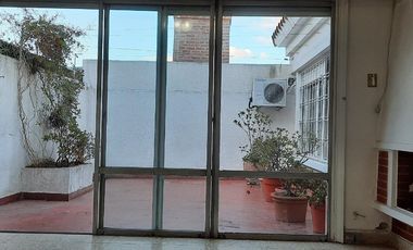 PH en venta - 3 Dormitorios 1 Baño - 260Mts2 - Temperley