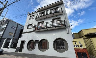 Departamento tres ambientes en alquiler en Villa Dominico