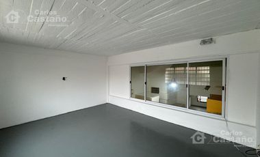 Impecable Galpon/Deposito de 200m2 en Venta