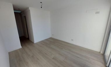 Departamento tres ambientes con cochera BOJ PELLEGRINI Morón