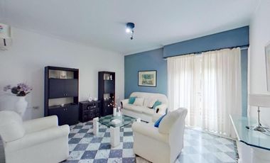 Departamento de 2 Dormitorios en Planta Alta - 93 M2 - Zona Facultades