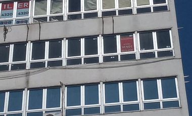AV BELGRANO Y CHACABUCO 140 m2 en esquina 10° piso c/ terraza perimetral