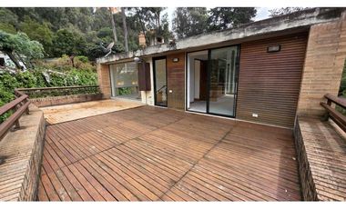 ARRIENDO CASA EN SOTILEZA 4 HABITACIONES (IC)