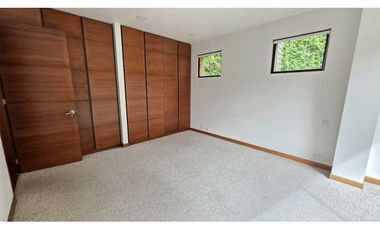 ARRIENDO CASA EN SOTILEZA 4 HABITACIONES (IC)