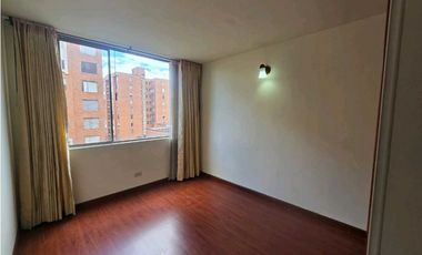 Arriendo apto en ciudad salitre