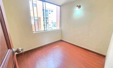 Arriendo apto en ciudad salitre