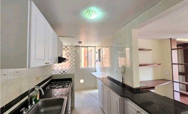 Arriendo apto en ciudad salitre