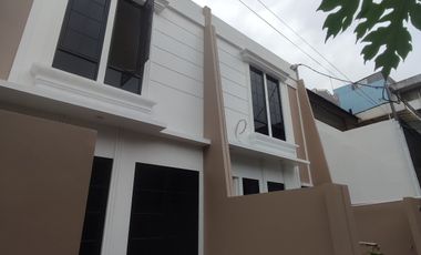 Rumah murah dijual dijakarta pusat Mardani dekat pasar Gembrong