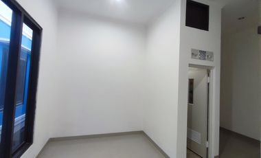 Rumah murah dijual dijakarta pusat Mardani dekat pasar Gembrong