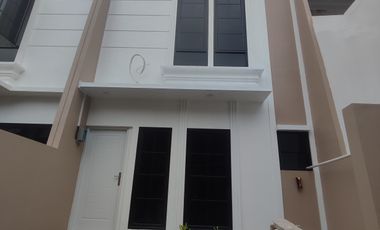 Rumah murah dijual dijakarta pusat Mardani dekat pasar Gembrong