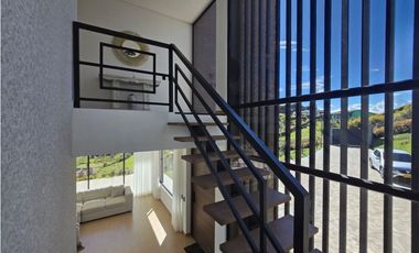 Casa finca en Condominio San Vicente, v sector campo alegre