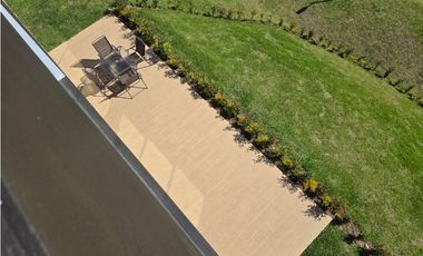 Casa finca en Condominio San Vicente, v sector campo alegre