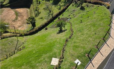 Casa finca en Condominio San Vicente, v sector campo alegre