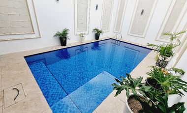 Rumah Mewah 359m² Ada Private Pool & Furnish Solo Kota