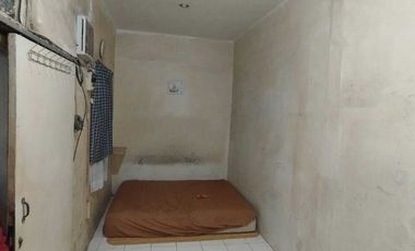 Rumah Strategis Dekat Pusat Perbelanjaan di Bumi Asri Mekar Rahayu