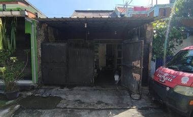 Rumah Strategis Dekat Pusat Perbelanjaan di Bumi Asri Mekar Rahayu