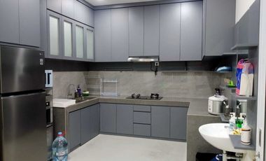 Rumah hook di summarecon