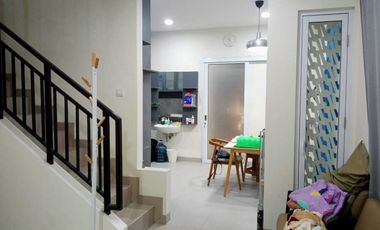 Rumah hook di summarecon