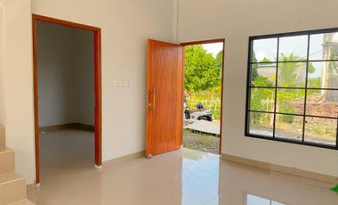 Rumah Baru lantai 2 dekat Kubah Pelangi Tembolak