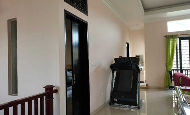 Dijual Rumah Premium bahan bangunan terbaik di Komplek Leuwisari