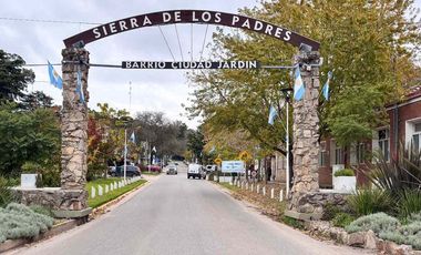 OPORTUNIDAD! LOTE EN SIERRA DE LOS PADRES 669 MTR2