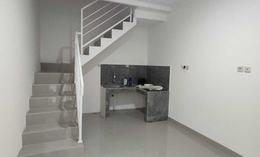 Rumah Mewah Dan Cantik 2lantai Dekat Green Pramuka Jakarta Pusat