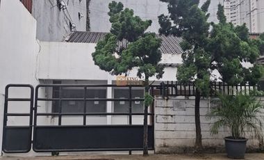 DISEWA RUMAH 1,5 LANTAI DI TANJUNG DUREN PALING DICARI KARNA STRATEGIS