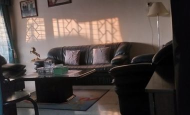 Rumah murah lahan luas di pajang  bonus furnish