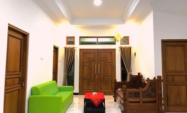 Rumah Murah Tepi Jalan Cocok Hunian Dan Kantor Dkt Hyatt Dan UGM