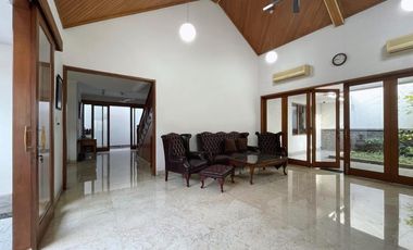 Dijual Rumah Lokasi Strategis Daerah Kayu Putih Jakarta Timur