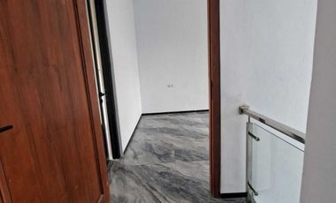 Rumah solo baru dr oen baki grogol manang Gentan pakuwon mall