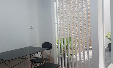 Rumah 2 Lantai di Griya Taman Executive Residence, Serua Tangerang