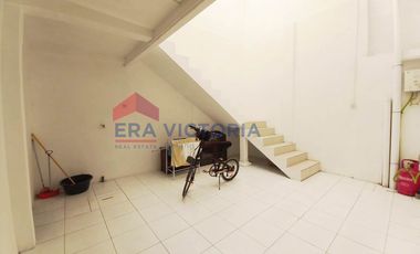 Rumah Sewa Strategis Pinggir Jalan Dekat BPN, Mall, & Kuliner Hits