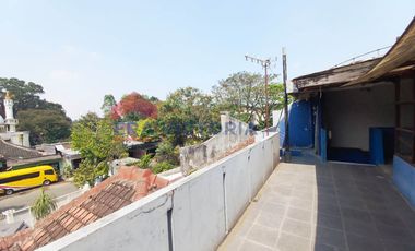 Rumah Sewa Strategis Pinggir Jalan Dekat BPN, Mall, & Kuliner Hits