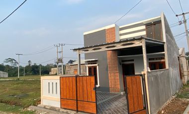 Rumah 1 Lantai Model Minimalis Modern Tanpa Bi Checking Bebas Banjir