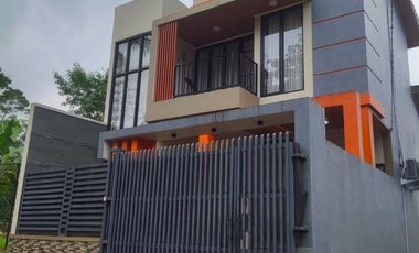 Rumah Mewah Full Furnished NonPerum Sejuk dekat Yaspida Sukabumi