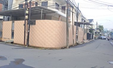 Rumah Disewa  taman ratu Kedoya Jakarta Barat