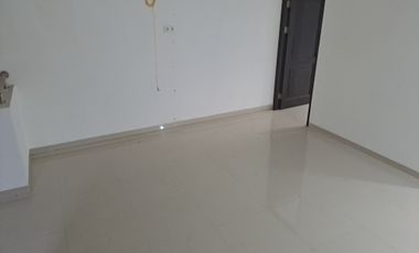 Rumah Disewa  taman ratu Kedoya Jakarta Barat